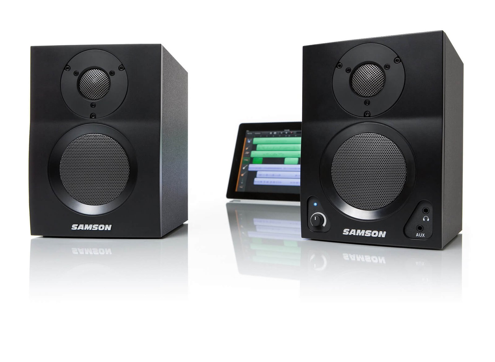 MediaOne BT3 - Active Studio Monitors with Bluetooth®