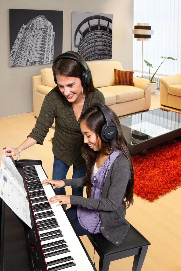 Roland F 120 SB Digital Piano