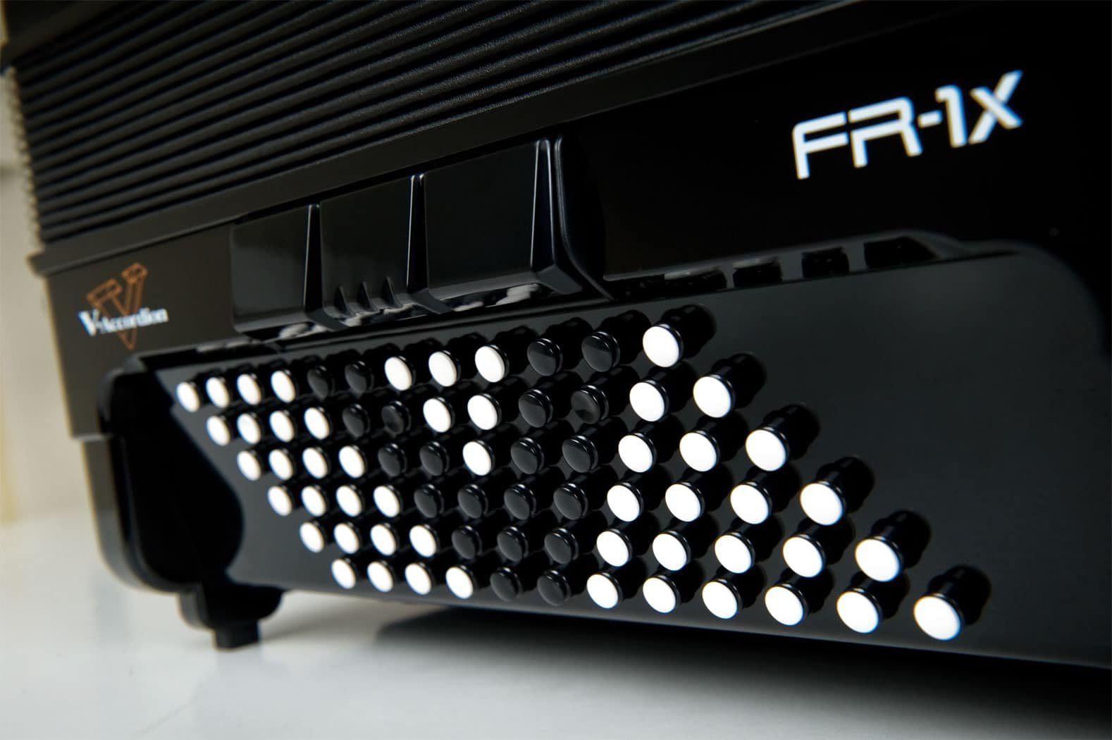 Roland FR 1x V Accordion 3
